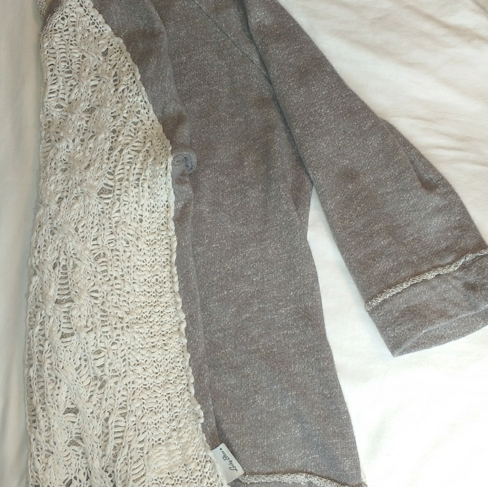Sweater - Picture 3 of 4